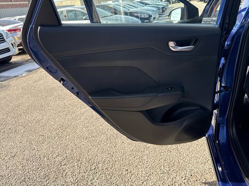 Used 2020 Hyundai Accent SE image 14