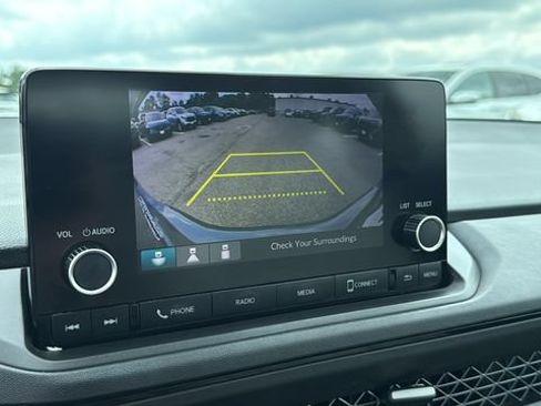 Used 2023 Honda Accord EX image 17