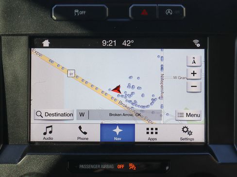 Used 2017 Ford F150 XLT w/ Equipment Group 302A Luxury image 28