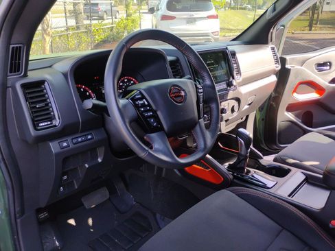 Used 2024 Nissan Frontier Pro-X RWD image 15