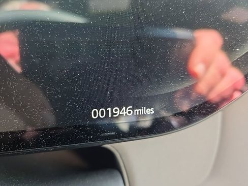 Used 2025 Land Rover Range Rover Sport SV Edition Two image 13