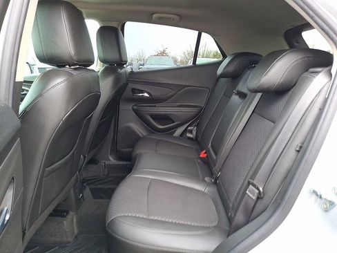 Used 2022 Buick Encore Preferred w/ Safety Package image 15