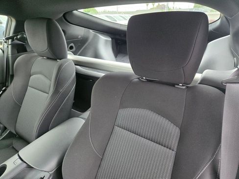 Used 2025 Nissan Z Performance w/ Floor Mat Package RWD image 13