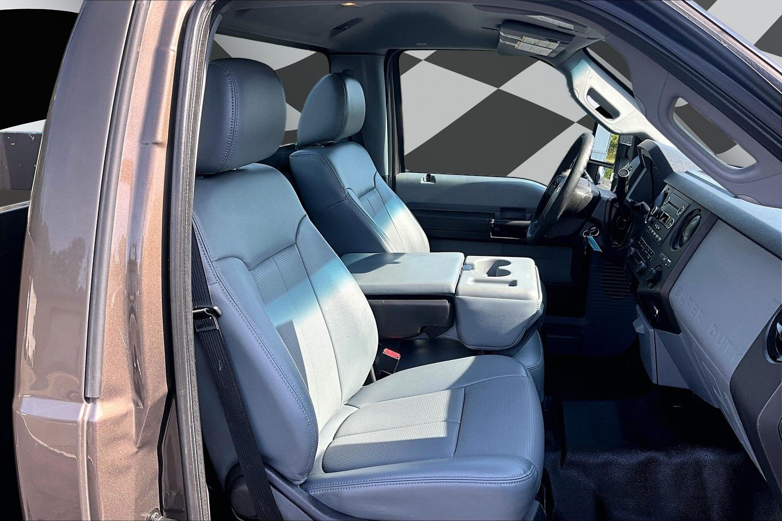 Used 2016 Ford F250 XL w/ Power Equipment Group AWD/4WD image 9