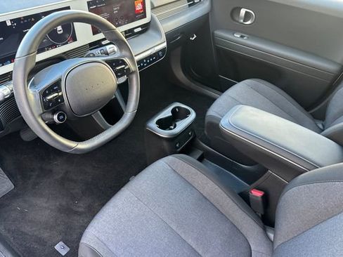 Used 2024 Hyundai Ioniq 5 SE image 10