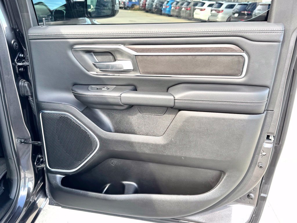 Used 2026 RAM 1500 Laramie AWD/4WD image 24