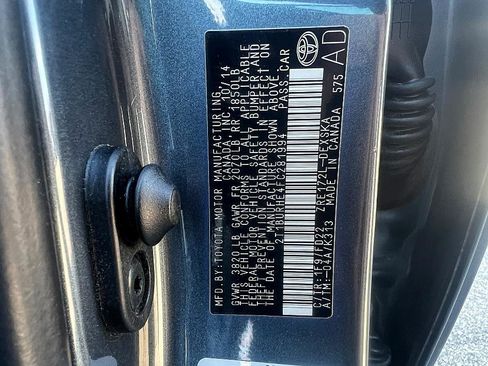 Used 2015 Toyota Corolla S image 26