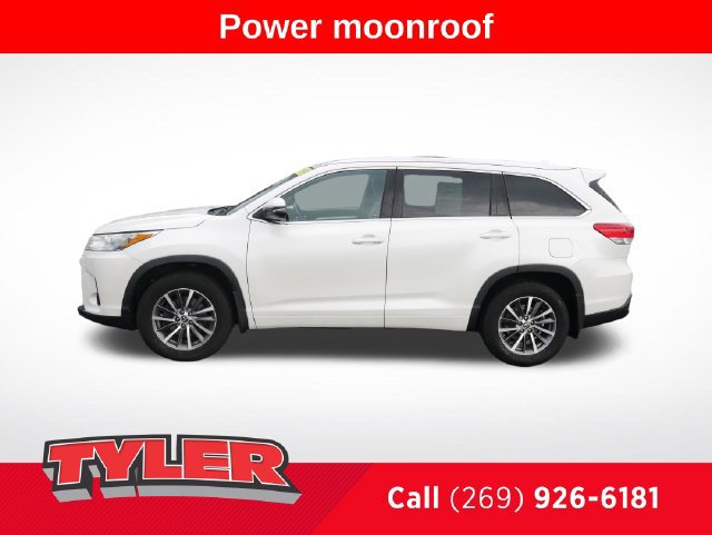 Used 2017 Toyota Highlander XLE AWD/4WD image 4
