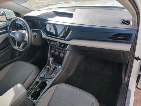 Used 2023 Volkswagen Taos SE image 34