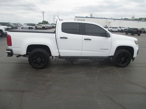 Used 2022 Chevrolet Colorado Z71 w/ Trail Boss Package AWD/4WD image 5