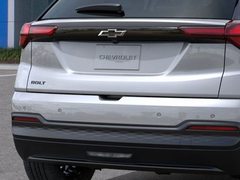 New 2027 Chevrolet Bolt LT w/ Comfort Package FWD image 24