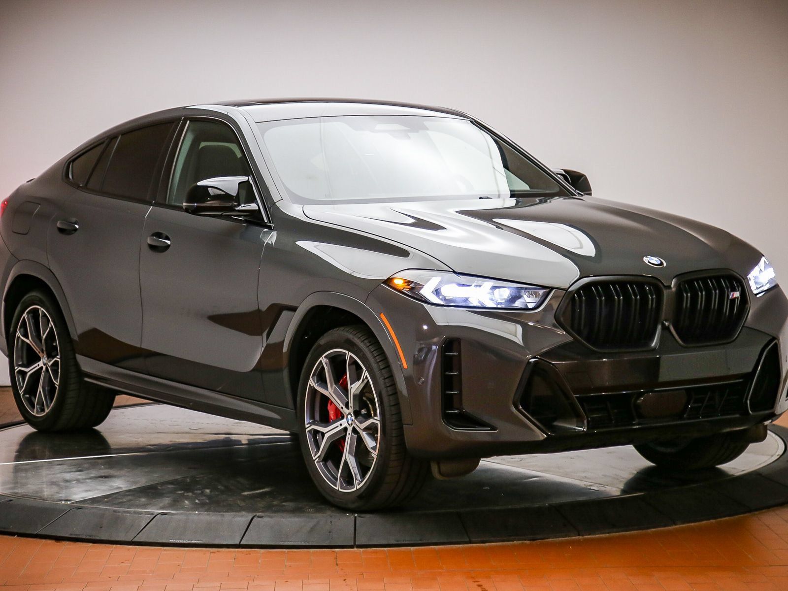 Certified 2025 BMW X6 M60i AWD/4WD image 6
