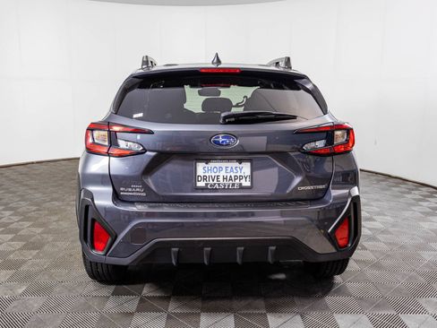 Used 2024 Subaru Crosstrek 2.0i Premium w/ Popular Package #3 AWD/4WD image 14