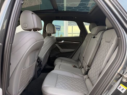 Used 2018 Audi SQ5 Prestige AWD/4WD image 17