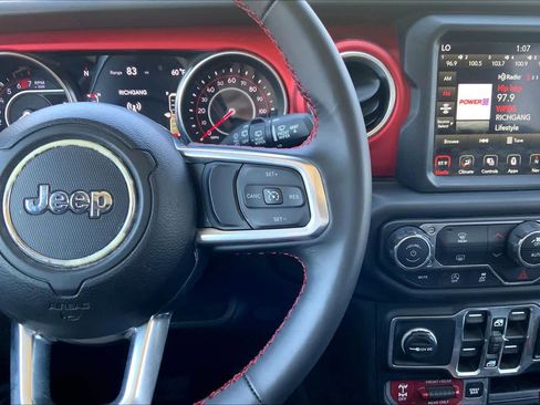 Used 2019 Jeep Wrangler Unlimited Rubicon image 25