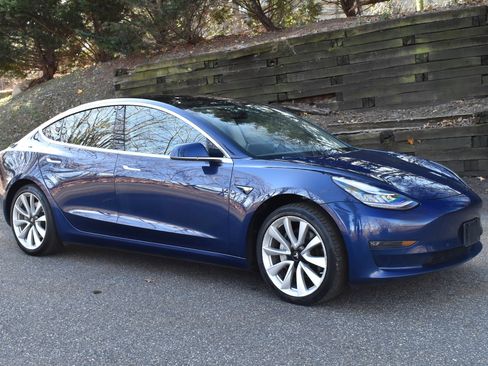 Used 2018 Tesla Model 3 Long Range image 11
