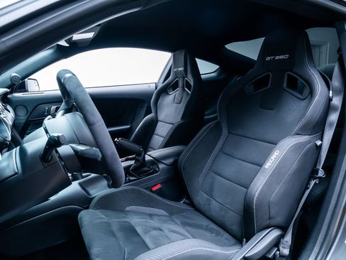 Used 2017 Ford Mustang Shelby GT350 w/ Electronics Package RWD image 15