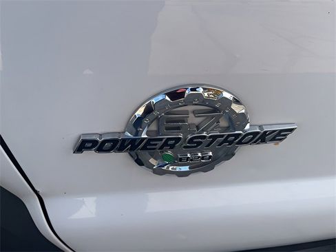 Used 2016 Ford F550 4x4 Regular Cab Super Duty image 8