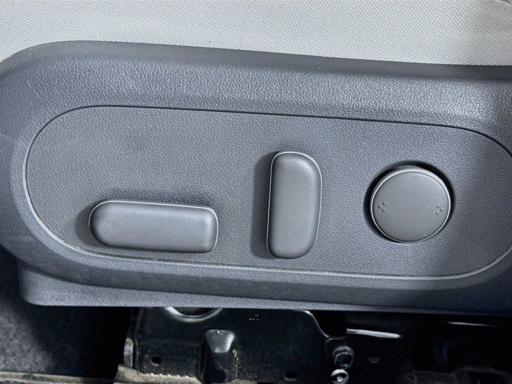 Used 2024 Hyundai Kona SEL AWD/4WD image 14