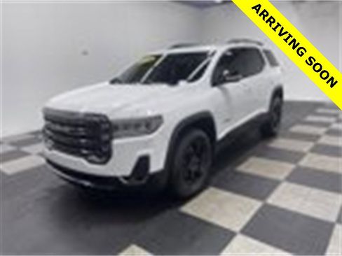 Used 2023 GMC Acadia AT4 image 1