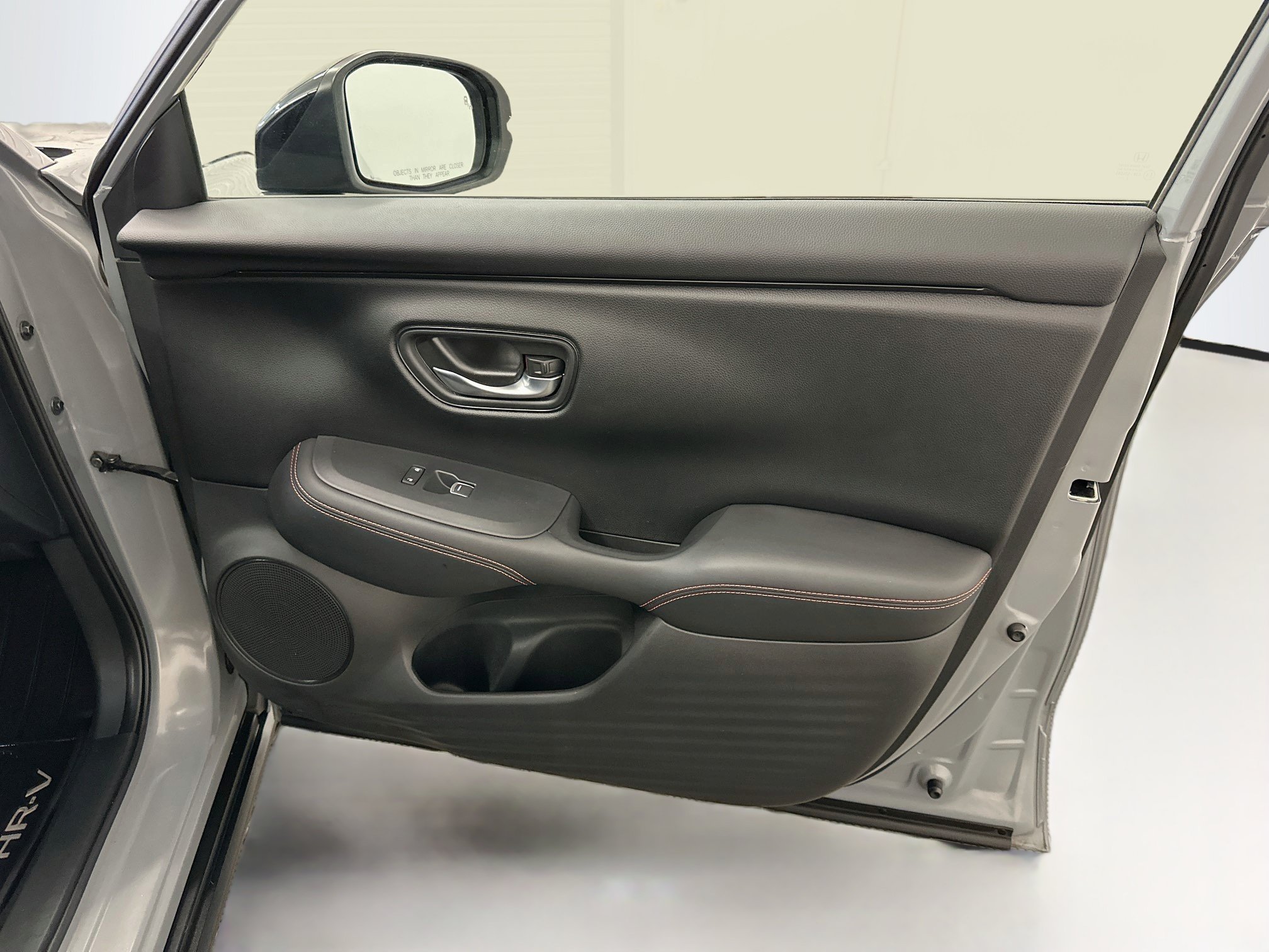 Used 2023 Honda HR-V Sport image 32