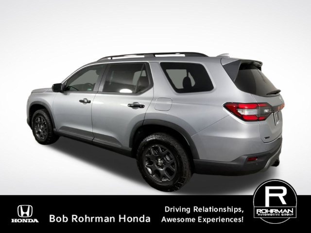 New 2026 Honda Pilot TrailSport image 7