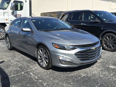 Used 2025 Chevrolet Malibu LT