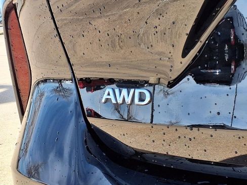 Used 2022 INFINITI QX50 Luxe w/ Appearance Package image 7