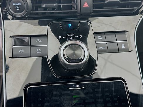 Used 2024 Toyota bZ4X XLE image 25