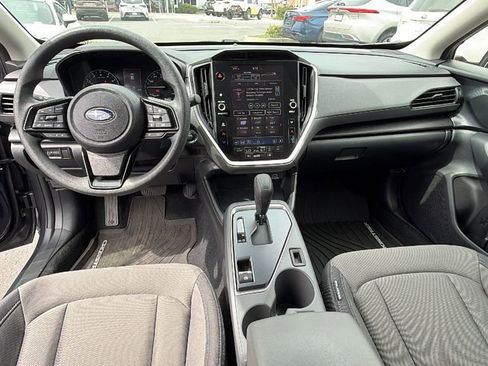 Used 2025 Subaru Crosstrek 2.0i Premium image 18