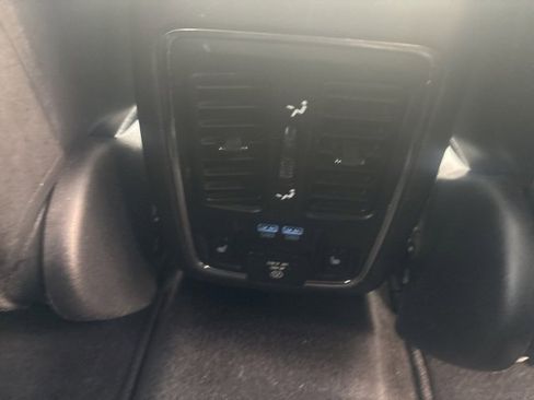 Used 2014 Jeep Grand Cherokee Limited w/ Trailer Tow Group IV image 10