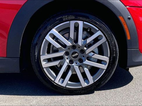 Certified 2025 MINI Cooper S image 10