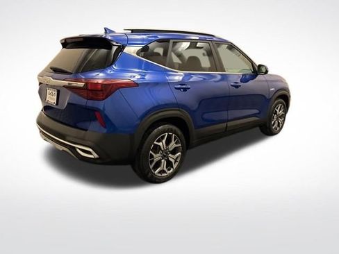 Used 2022 Kia Seltos EX AWD/4WD image 5