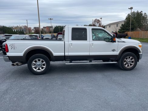 Used 2016 Ford F250 Lariat w/ Lariat Ultimate Package image 6