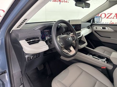 New 2026 Ford Explorer Active w/ Active Comfort Package image 15