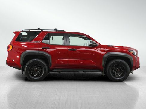 Used 2025 Toyota 4Runner TRD Off-Road Premium AWD/4WD image 6