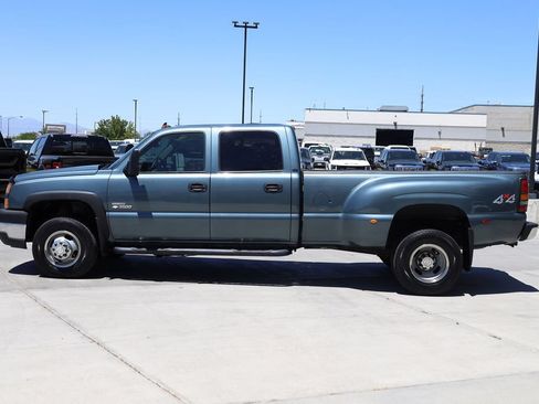 Used 2007 Chevrolet Silverado 3500 LT w/ Heavy-Duty Power Package AWD/4WD image 3
