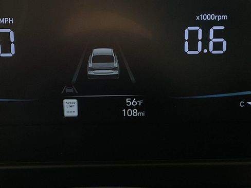 New 2026 Hyundai Elantra Sport image 37