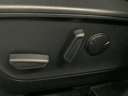 Used 2024 Ford Escape Active w/ Tech Pack #1 AWD/4WD image 10