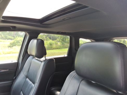 Used 2015 Jeep Grand Cherokee Limited AWD/4WD image 28