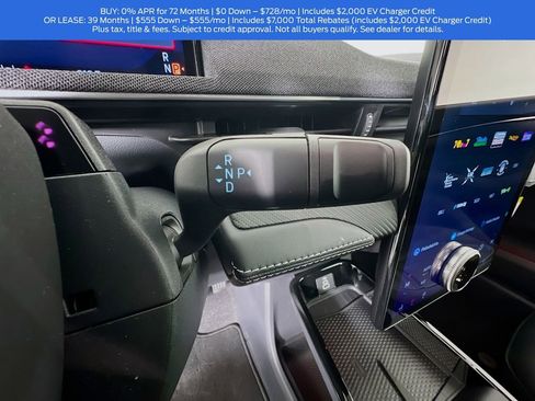 Used 2025 Ford Mustang Mach-E Premium image 36