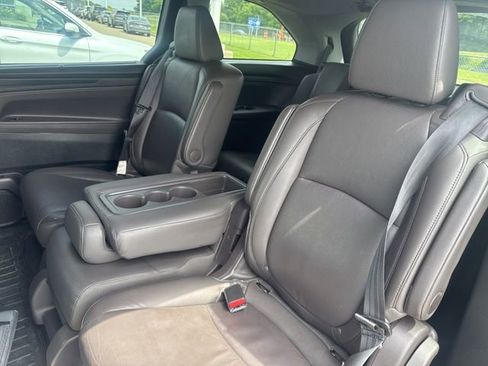 Used 2019 Honda Odyssey EX-L image 12
