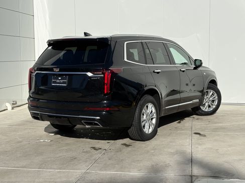 Used 2023 Cadillac XT6 Luxury image 7