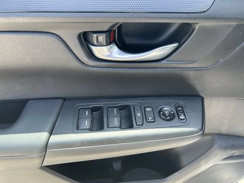 Certified 2023 Honda CR-V EX image 15