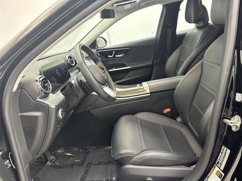 Used 2022 Mercedes-Benz C 300 4MATIC Sedan image 25