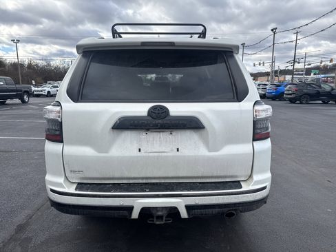 Used 2019 Toyota 4Runner Limited image 4