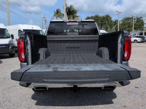 Used 2021 GMC Sierra 1500 SLT AWD/4WD image 13