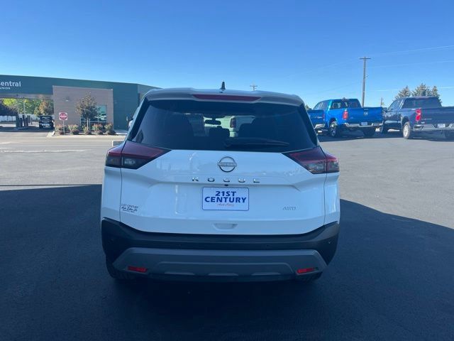 Used 2023 Nissan Rogue S AWD/4WD image 10