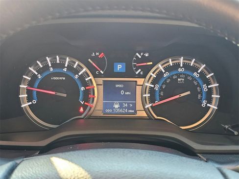 Used 2018 Toyota 4Runner SR5 Premium image 23