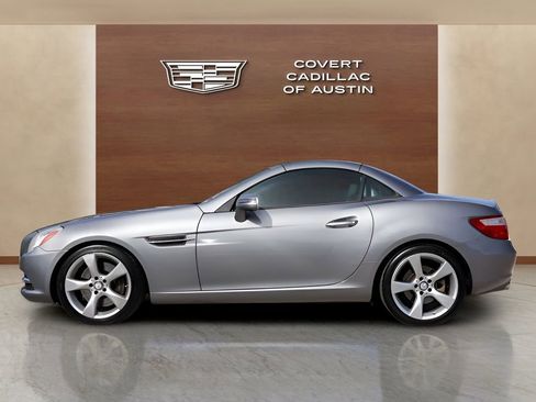 Used 2012 Mercedes-Benz SLK 350 image 2